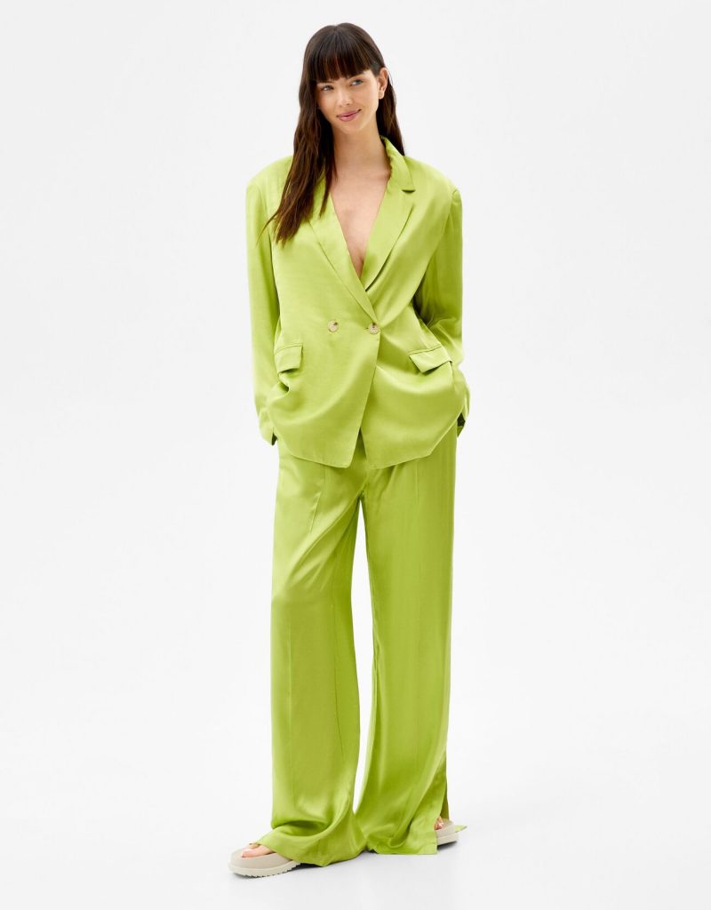 Bershka: 10 básicos llenos de color para esta primavera 130 Bershka: 10 básicos llenos de color para esta primavera