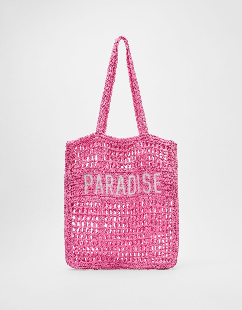 Bershka: 10 básicos llenos de color para esta primavera 134 Bershka: 10 básicos llenos de color para esta primavera