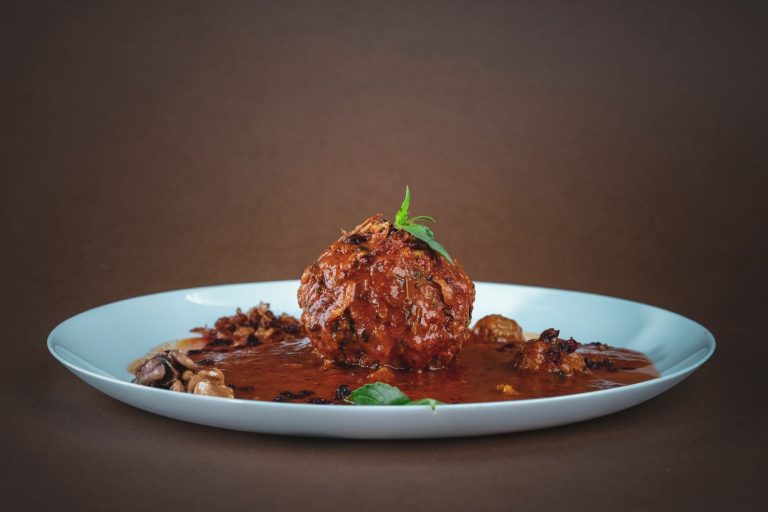 Albóndigas de sangre de Teresa: el plato más aterrador con un sabor 'de muerte'