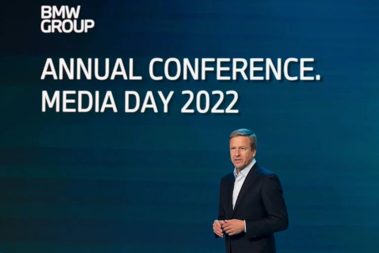 La ejecutiva de BMW reniega del coche eléctrico, ¿qué pasará con la marca?