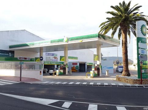 DGT: la multa que te pondrán si haces esto en las gasolineras