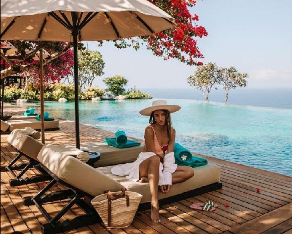 Quédate debajo de una sombrilla