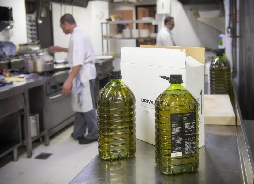 ¿Cómo se realiza el aceite de orujo de oliva?
