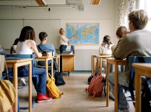 La Xunta mantiene la recomendación de que alumnos con síntomas no acudan a clase tras eliminarse el aislamiento