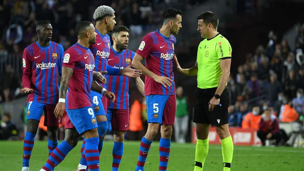 Le pelea es por el segundo lugar