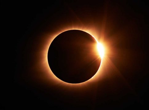 Lluvia-de-estrellas-eclipse...-los-eventos-astronomicos-que-veras-en-mayo-6