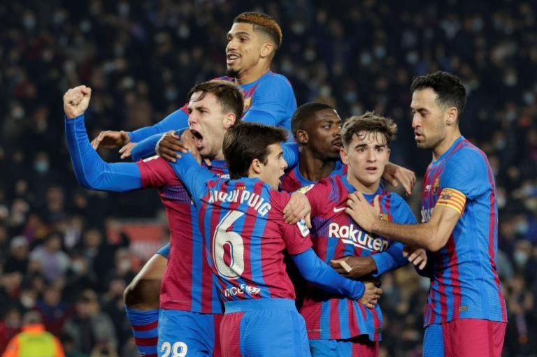 Los tres jugadores de los que prescindirá el Barça