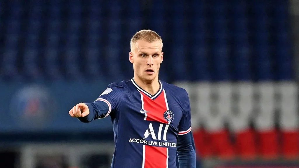 Mino Raiola: ¿a qué jugadores representa? 67 Mitchel Bakker, del Bayer 04 Leverkusen