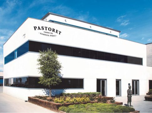 Pastoret cumple 30 años consolidando su crecimiento y reafirmando su compromiso con la sostenibilidad Pastoret cumple 30 años consolidando su crecimiento y reafirmando su compromiso con la sostenibilidad