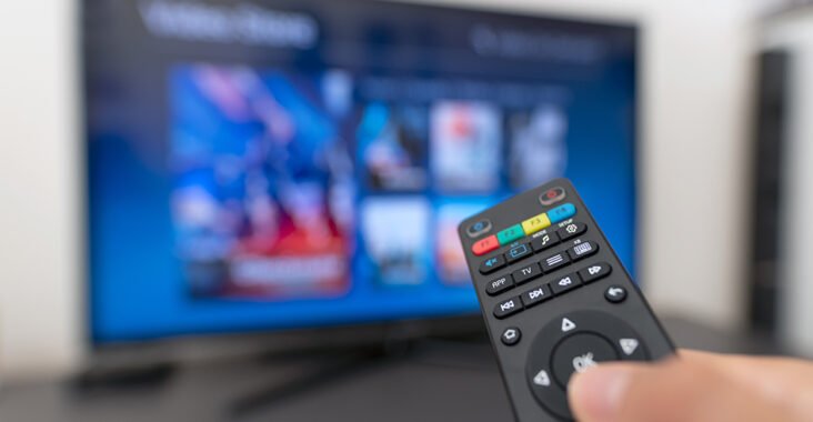 Pluto TV DistroTV o Tivify 9