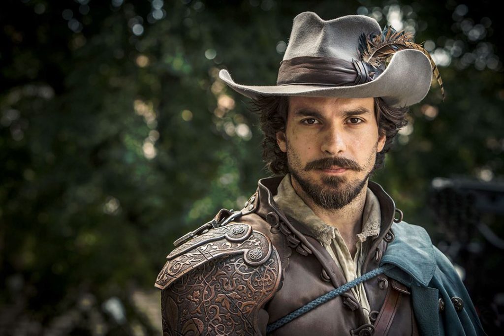 Recuerdas a Santiago Cabrera de Héroes