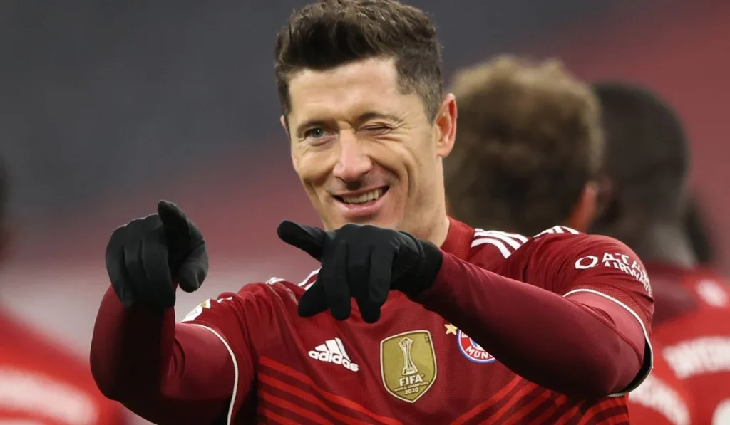 Se especula que Lewandowski quiere un nuevo club antes de despedirse de los campos