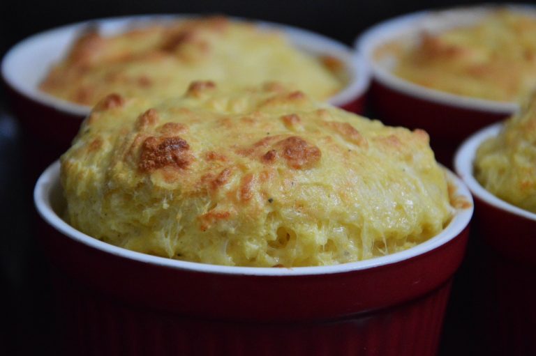 Soufflé de queso: la receta más fácil que hará que quede esponjoso