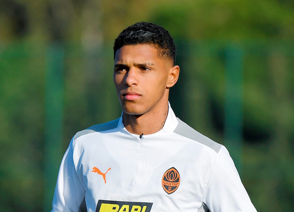 El primer fichaje del Real Madrid no es Mbappé sino este jugador 149 Tobías se ha ganado la confianza de los de la capital de España