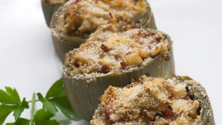Estas alcachofas rellenas de jamón son dignas de un día especial