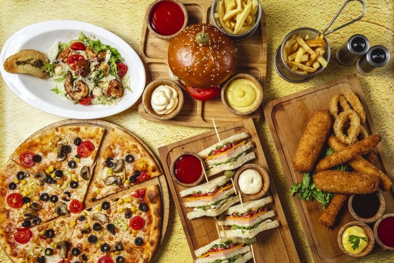 Estos alimentos que comes a diario destrozan tu hígado y el cerebro