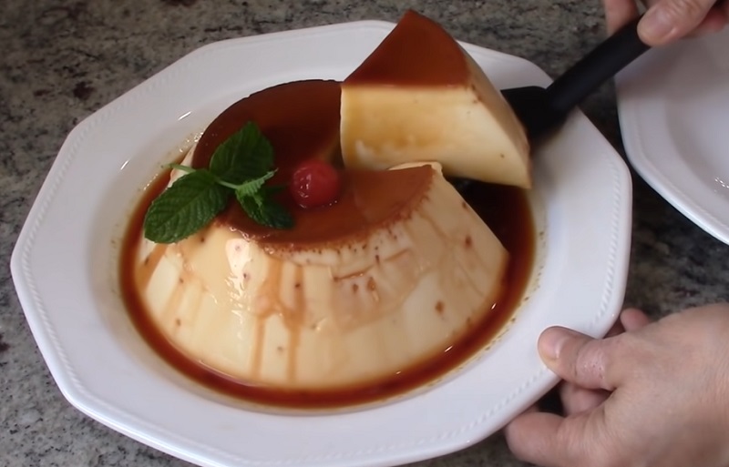  El truco para hacer un flan rápido en menos de 10 minutos
