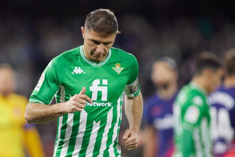 El Betis inicia un mes decisivo ante Osasuna y Athletic y Valencia apuran sus opciones