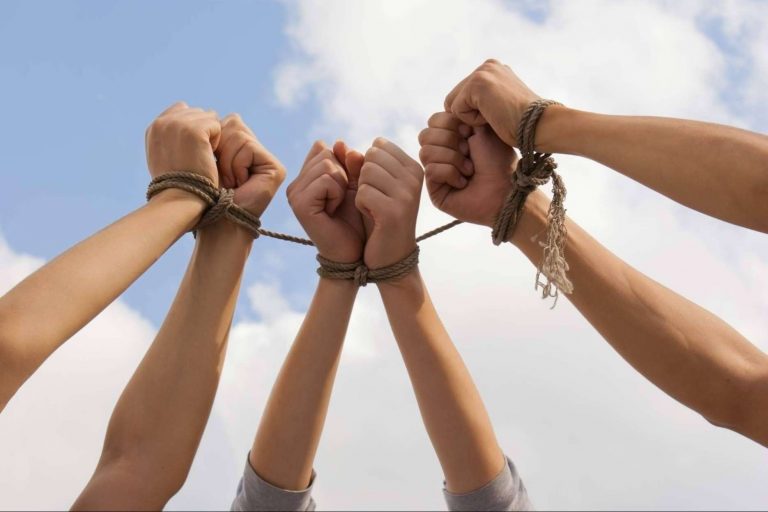 Expertos, como Mariola Fernández-Sánchez, hablan de los problemas derivados de la dependencia emocional