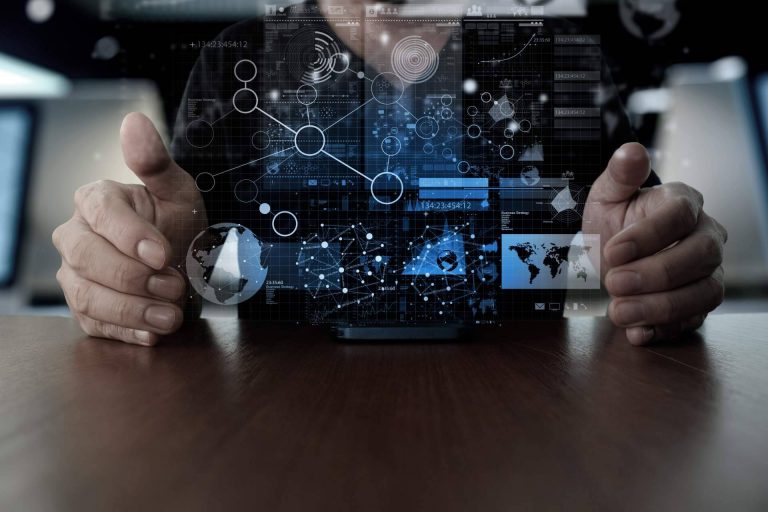 Programador/a web, entre los trabajos del futuro más demandados en España, por Wetopi