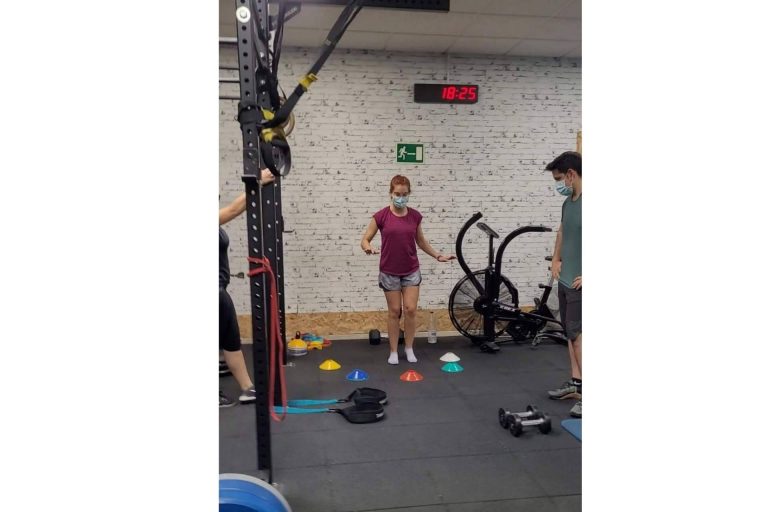 Entrenamiento con lesiones mediante la readaptación guiada por los profesionales de Salud & Fitness