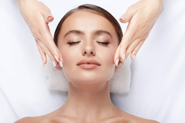 El tratamiento con hilos tensores, ¿en qué consiste?, por Alluring Clinic