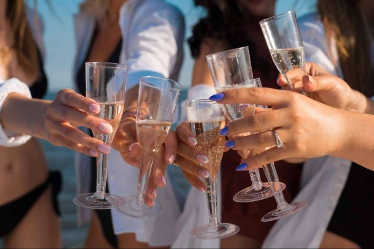 Despedidas de soltero y soltera, Despedidas Pecados