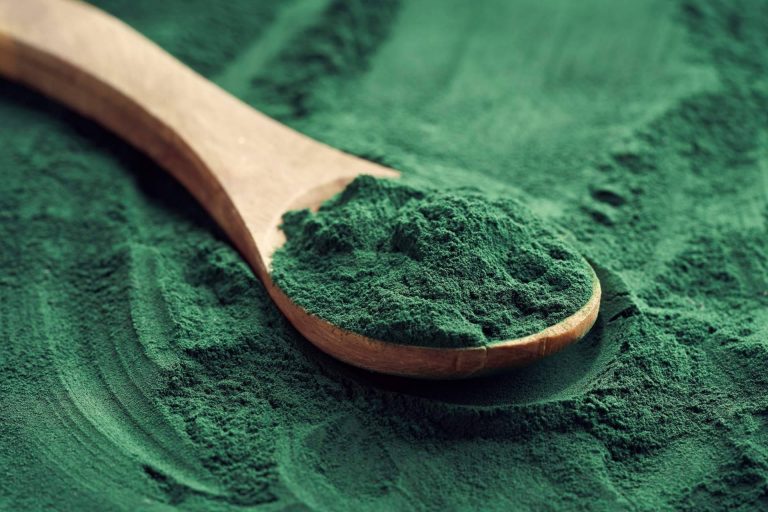 ¿Qué es la espirulina en polvo? Sus propiedades y beneficios, por Mediterranean Superfoods