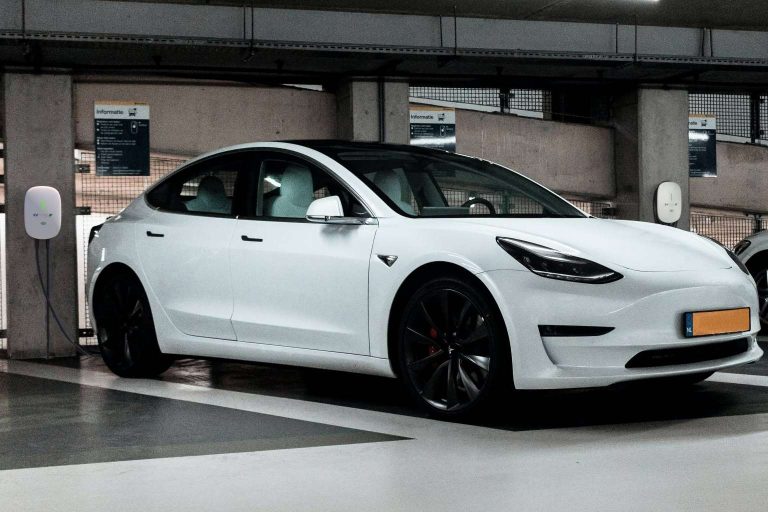 La instalación en el hogar de puntos de recarga para vehículos eléctricos es el futuro