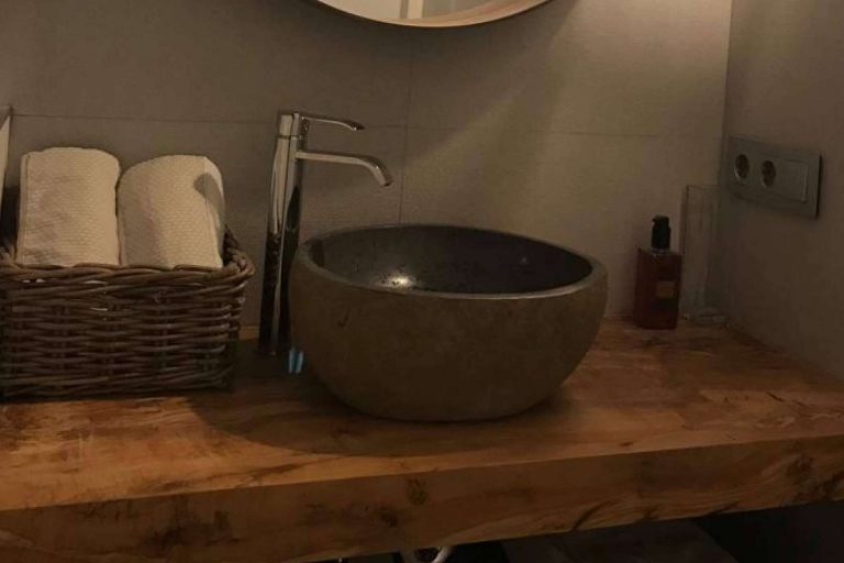 Encimeras con madera resistente y sostenible en Encimeras de Olivo