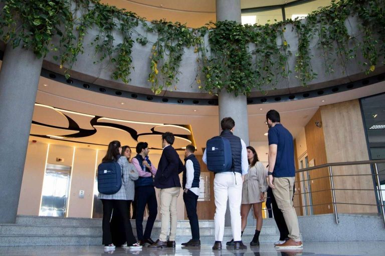 ESIE Business School, la escuela de negocios asociada al IPEI del CES Cardenal Cisneros, ofrece uno de los más prestigiosos MBA del mercado