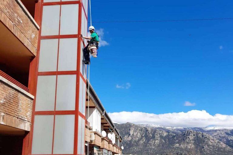 Arkitex Pro Asistencia ofrece uno de los mejores precios del país para la retirada de amianto