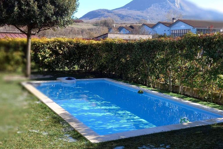 Hacer turismo en Navarra y desconectar en la Casa Rural Ixurkonea