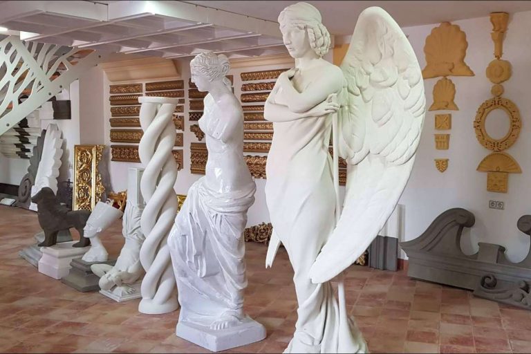 Elementos arquitectónicos y decorativos de vanguardia con el servicio integral de Sumiseran