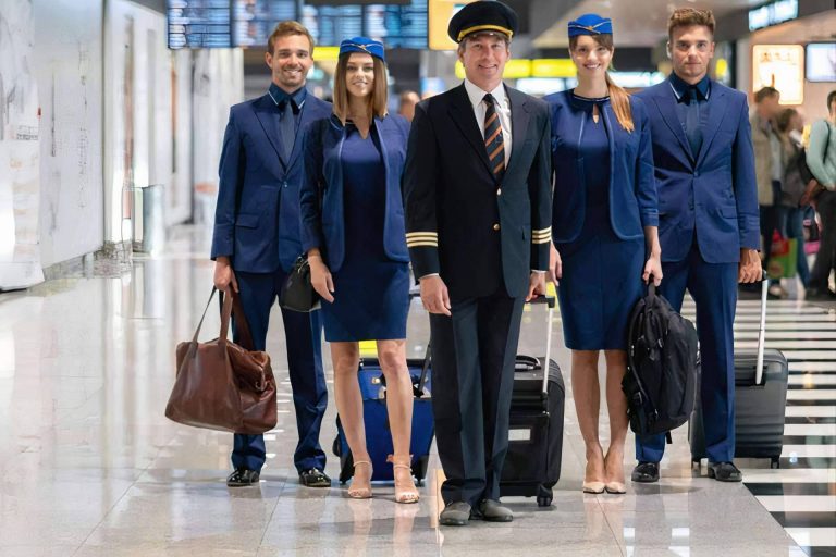 Escuela Aeronáutica MAD21, para convertirse en auxiliar de vuelo, ofrece todos los recursos y herramientas