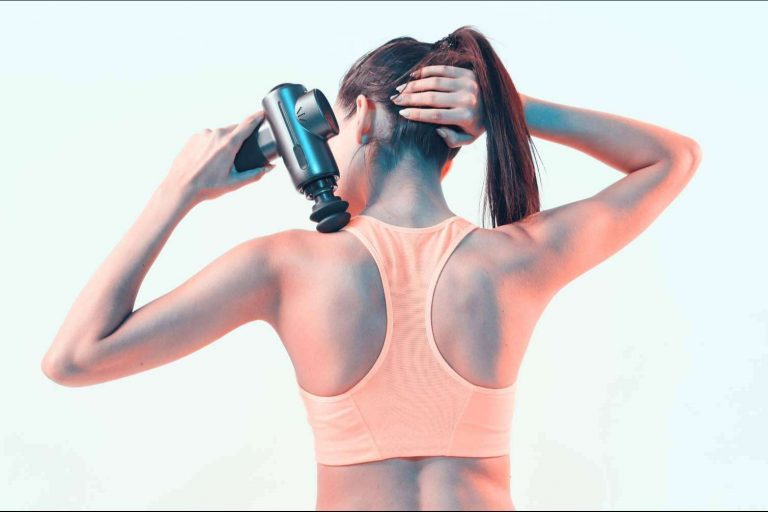 La ayuda de las pistolas de masaje al deportista, perfectas para runners y ciclistas