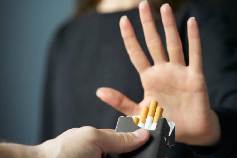 Dejar de fumar para prevenir la flacidez