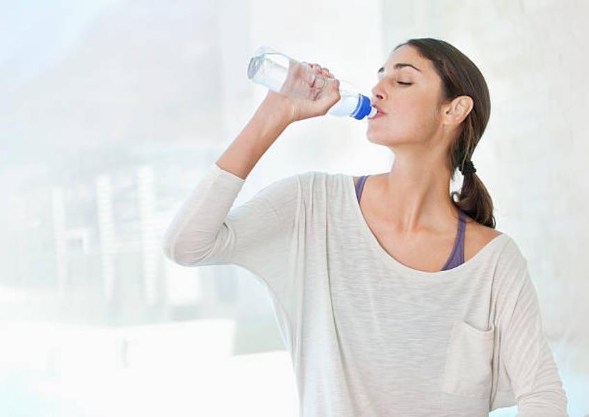 Aumentar el consumo de agua y protegerse del sol
