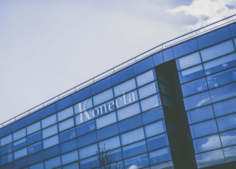 Konecta y Comdata se fusionan para crear un gigante mundial del sector de externalización de servicios