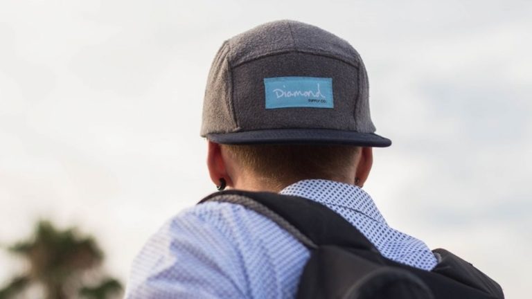 Estos son los motivos por los que no deberías usar gorra