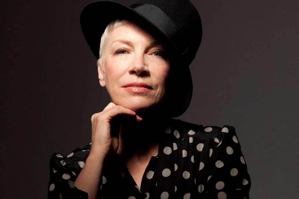 ¿Hay menciones especiales?