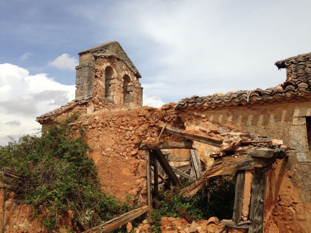 Pueblos abandonados de España  que son verdaderas joyas ocultas