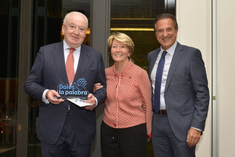 La Fundación Dales la Palabra ha celebrado la IV edición de sus premios 'Dales la Palabra'