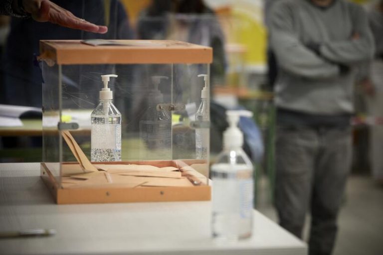 Cerca de 302.500 andaluces podrán votar por primera vez en elecciones autonómicas