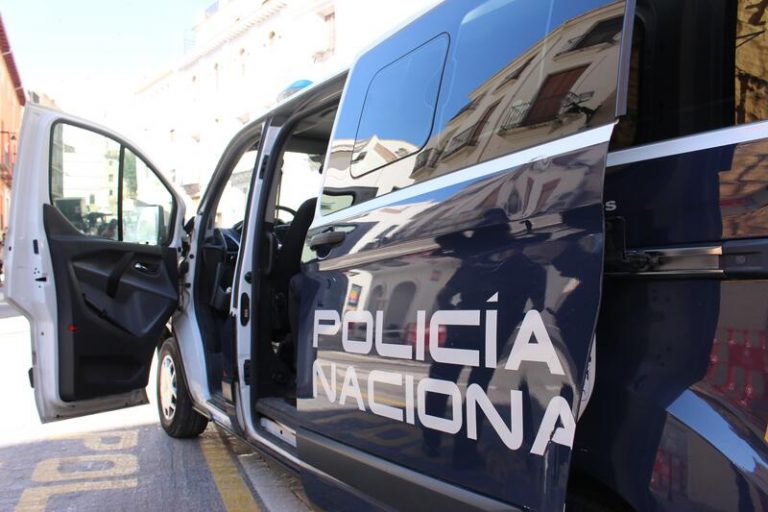 Detienen a un hombre tras sorprenderle con más de 200 pastillas para la disfunción eréctil en Valencia