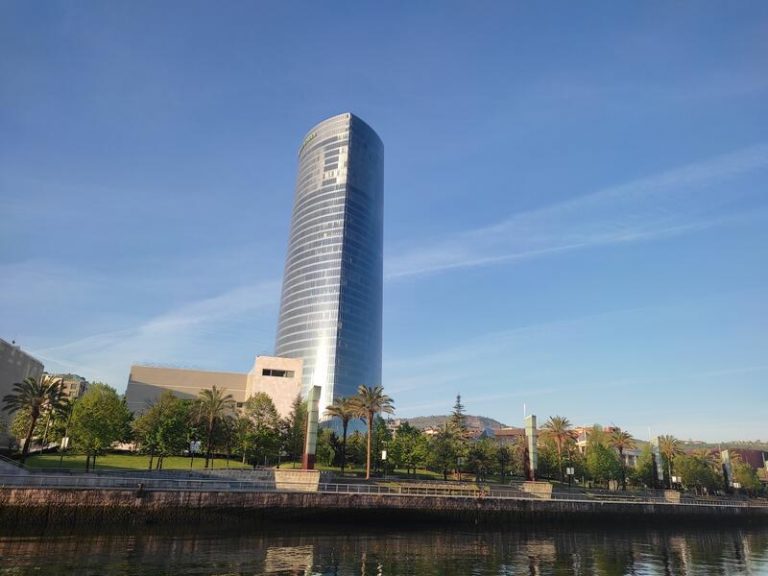 Hoy, suben las temperaturas y habrá cielos poco nubosos. El tiempo del 8 de mayo