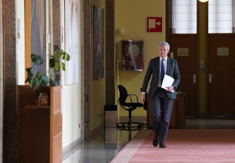 Rueda pide el apoyo a su candidatura haciendo gala de 