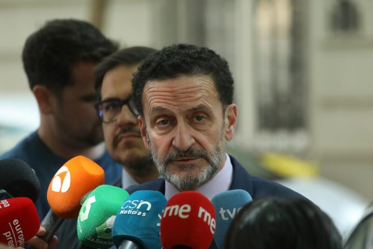 Bal (Cs) afea al Gobierno que haya nombrado a Casteleiro, 