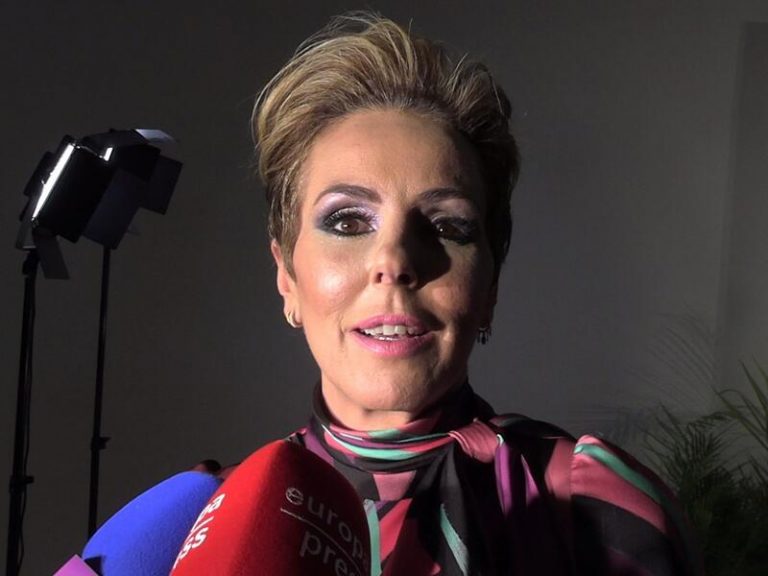 Rocío Carrasco pasa lista a las personas que han faltado al concierto homenaje a su madre