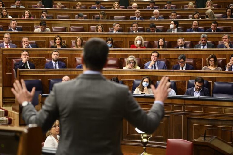 Sánchez afronta hoy en el Congreso preguntas sobre el espionaje y la relación con sus socios